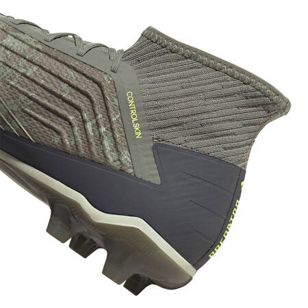 Buty piłkarskie adidas Predator 19.2 FG EF8207